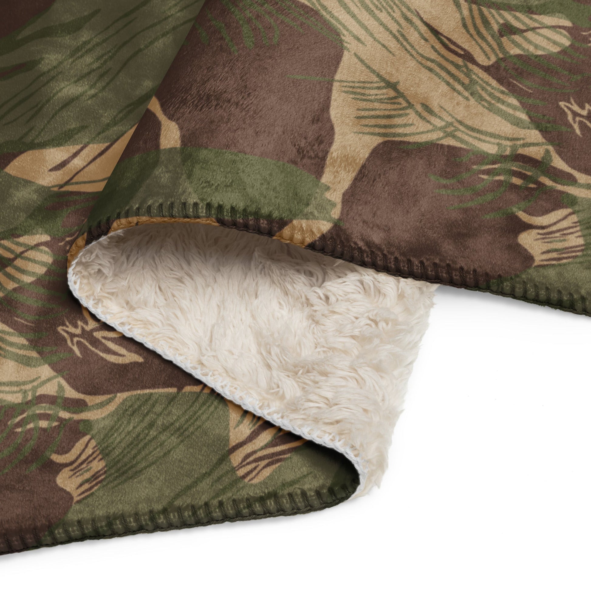 Rhodesian Brushstroke Multi-terrain CAMO Sherpa blanket - Blankets