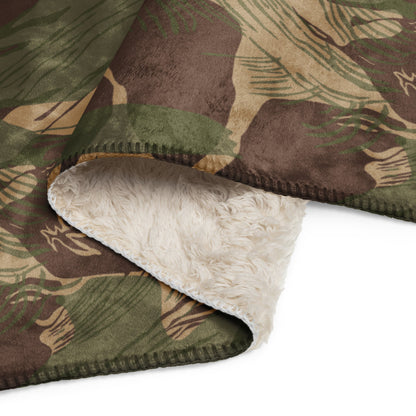 Rhodesian Brushstroke Multi-terrain CAMO Sherpa blanket - Blankets