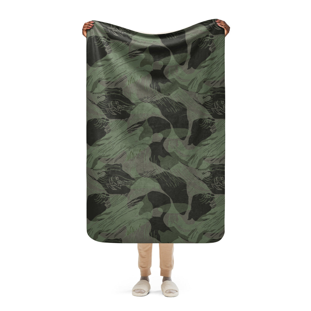 Rhodesian Brushstroke Night CAMO Sherpa blanket - 37″×57″ - Blanket