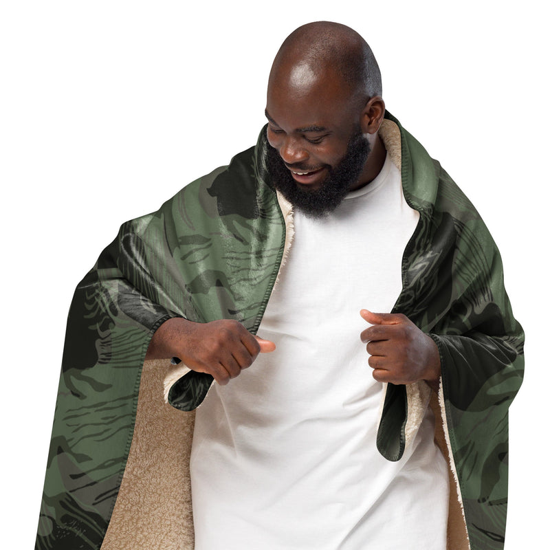 Brushstroke Night Rhodesian CAMO Sherpa Blanket