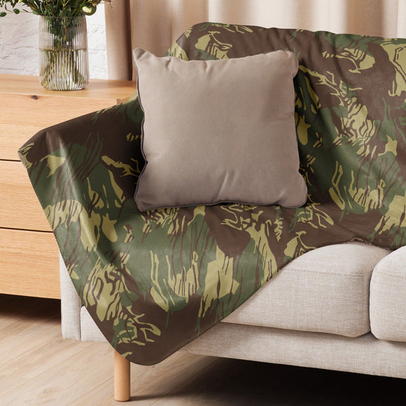 Brushstroke Rhodesian CAMO Sherpa blanket - Blankets