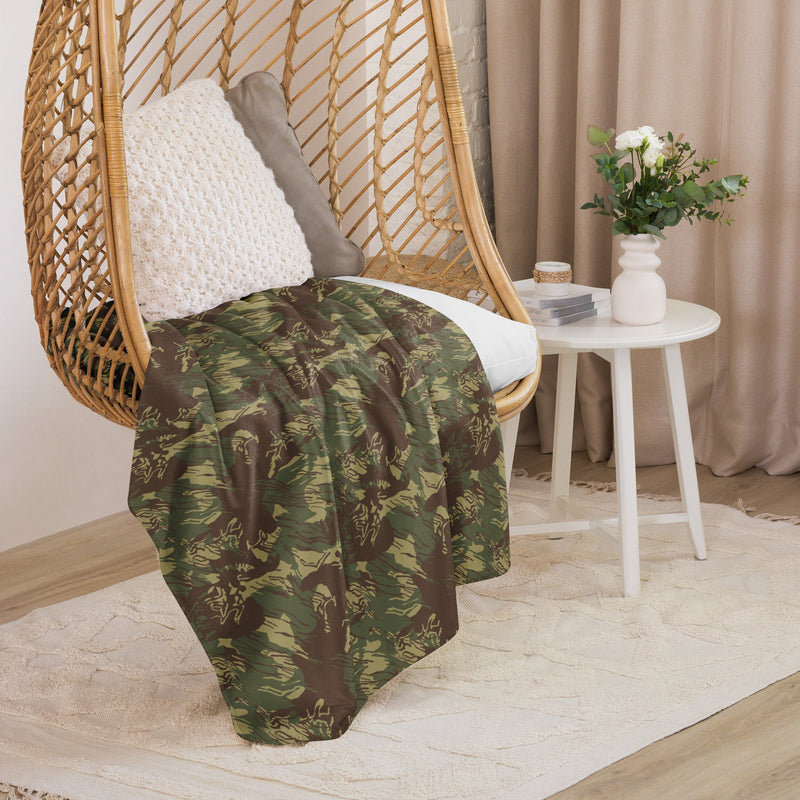 Brushstroke Rhodesian CAMO Sherpa Blanket