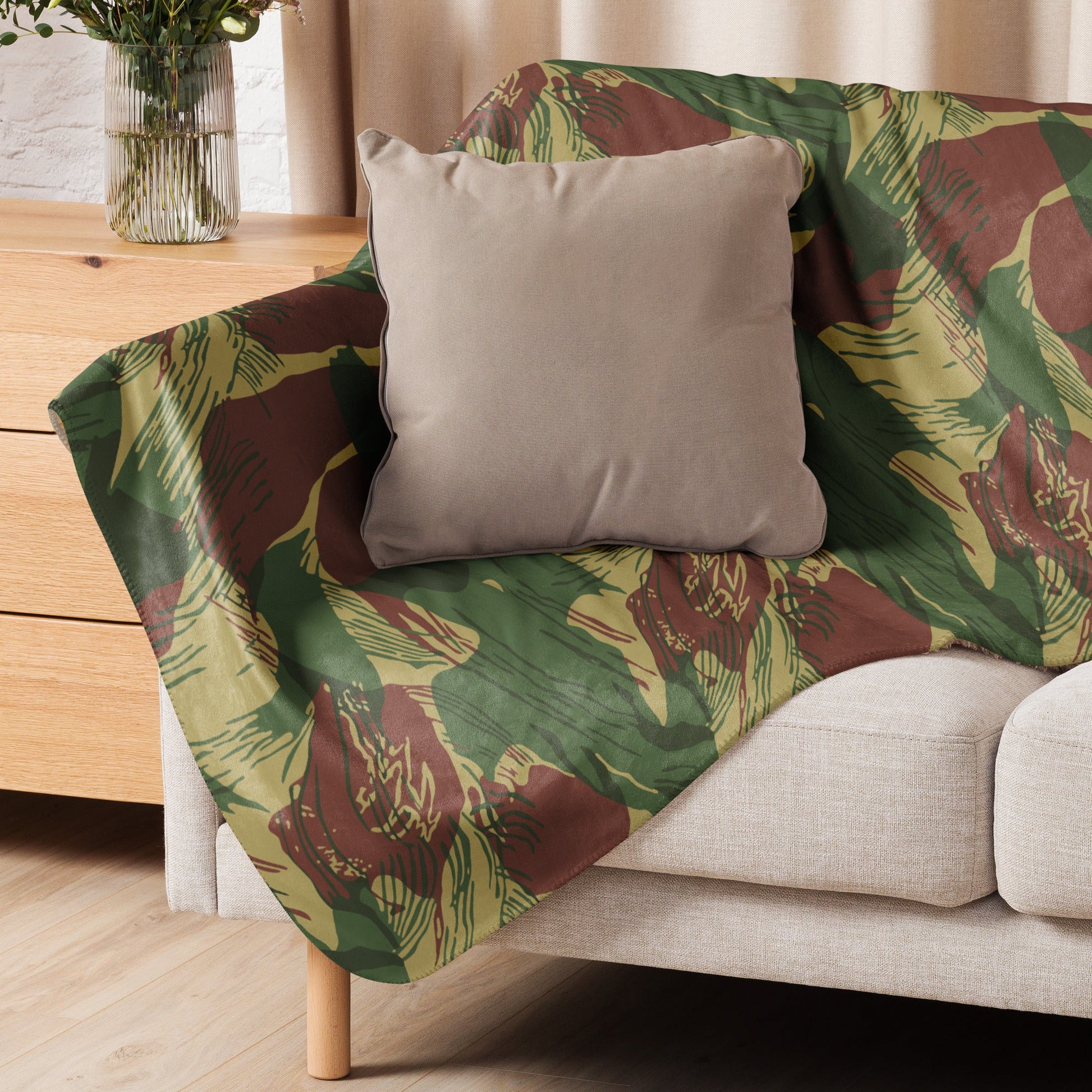 Rhodesian Brushstroke Sunburst CAMO Sherpa blanket - Blankets