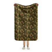 Brushstroke Transkei CAMO Sherpa Blanket - 37″×57″