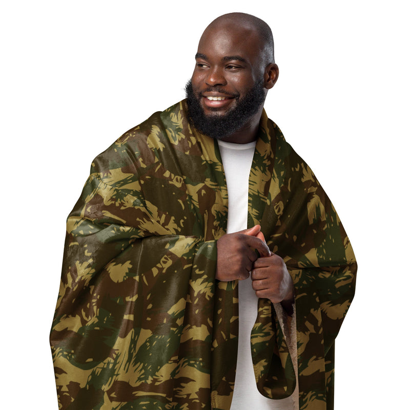 Brushstroke Transkei CAMO Sherpa Blanket