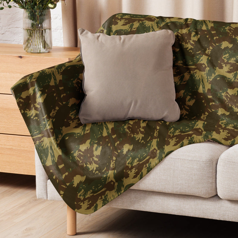 Brushstroke Transkei CAMO Sherpa Blanket