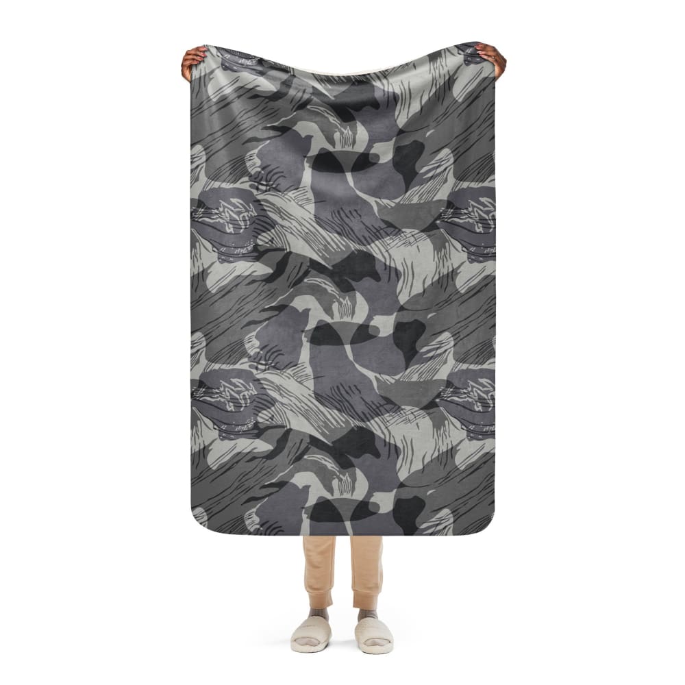 Rhodesian Brushstroke Urban CAMO Sherpa blanket - 37″×57″