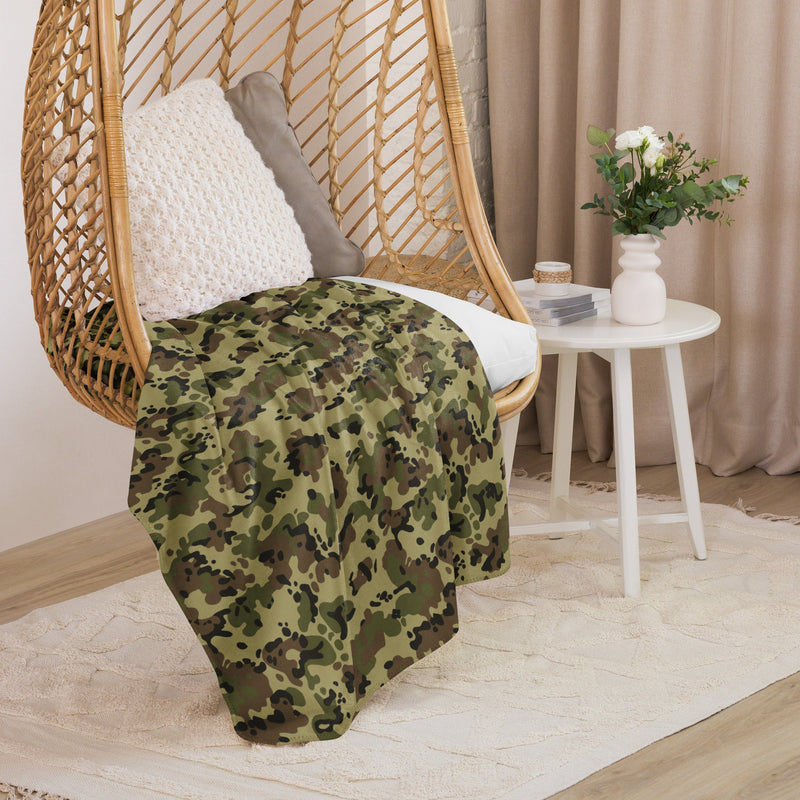 Flecktarn Romanian Woodland CAMO Sherpa Blanket