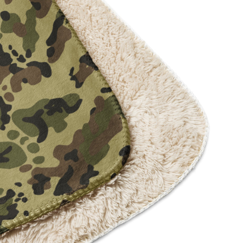 Flecktarn Romanian Woodland CAMO Sherpa Blanket