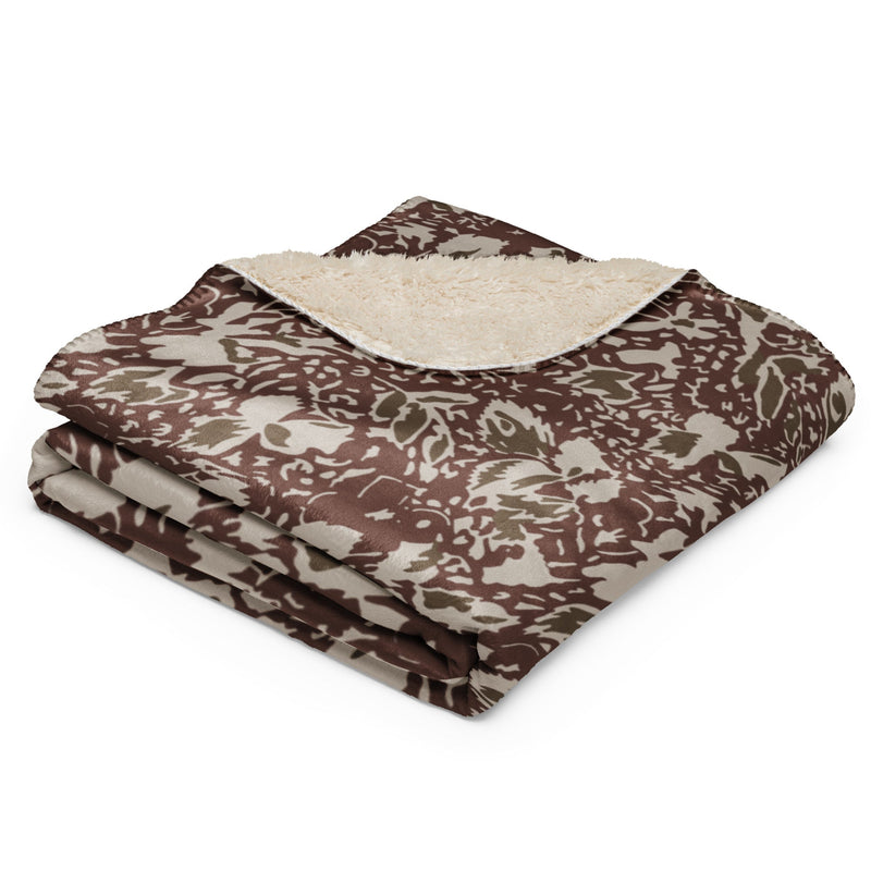 Leaf M90 Romanian Autumn CAMO Sherpa Blanket