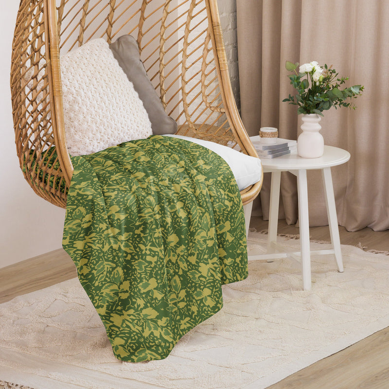 Leaf M90 Romanian Spring CAMO Sherpa Blanket
