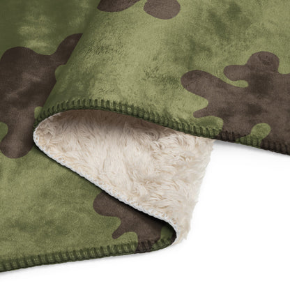 Russian Amoeba Green and Brown CAMO Sherpa blanket - Blankets