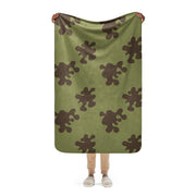 Amoeba Soviet Woodland CAMO Sherpa Blanket - 37″×57″