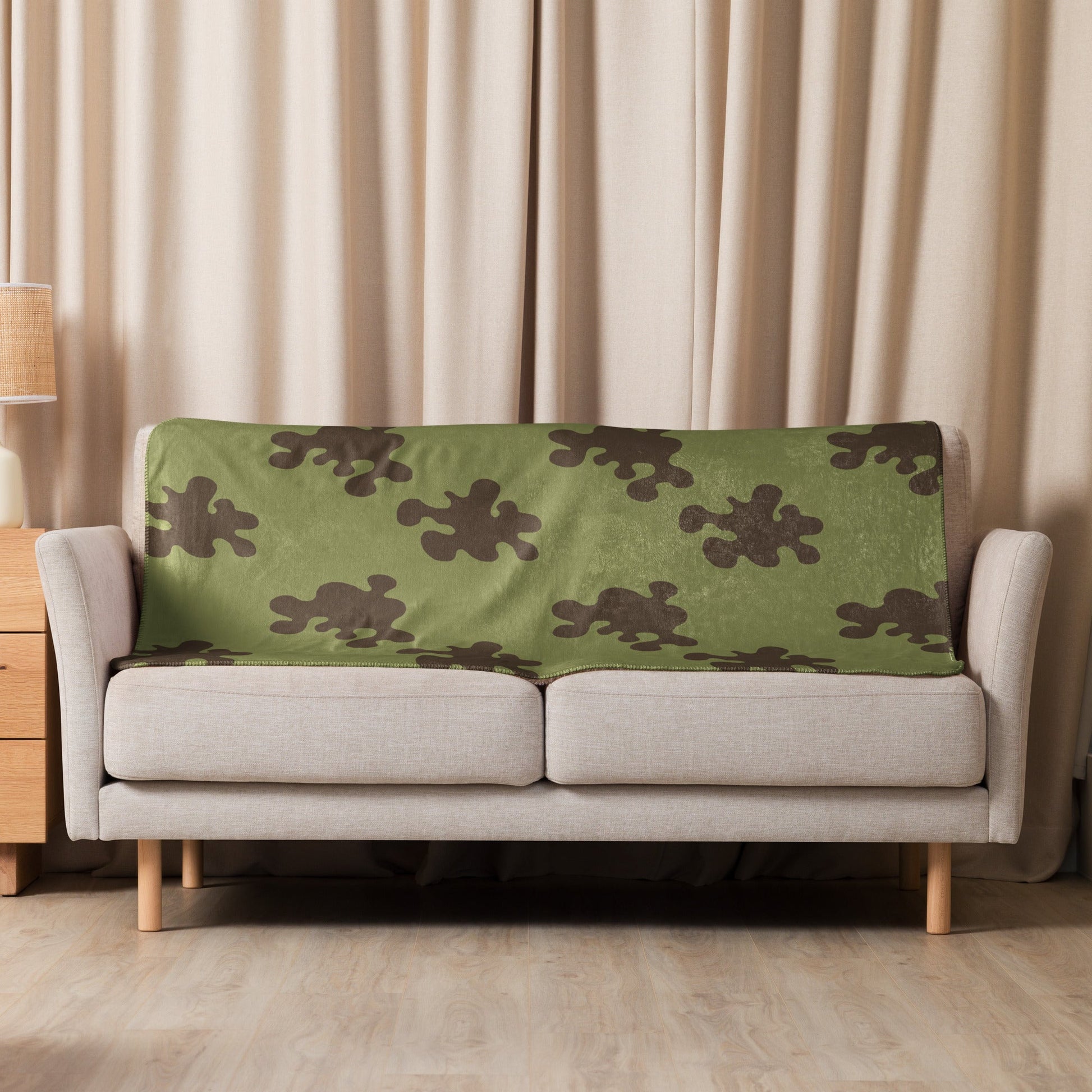 Russian Amoeba Green and Brown CAMO Sherpa blanket - Blankets