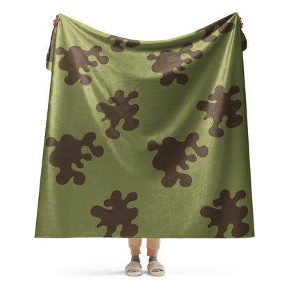 Russian Amoeba Green and Brown CAMO Sherpa blanket - 60″×80″ - Blankets