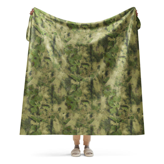 Russian Ataka (ATACS) Forest Green (FG) CAMO Sherpa blanket - 60″×80″ - Blanket