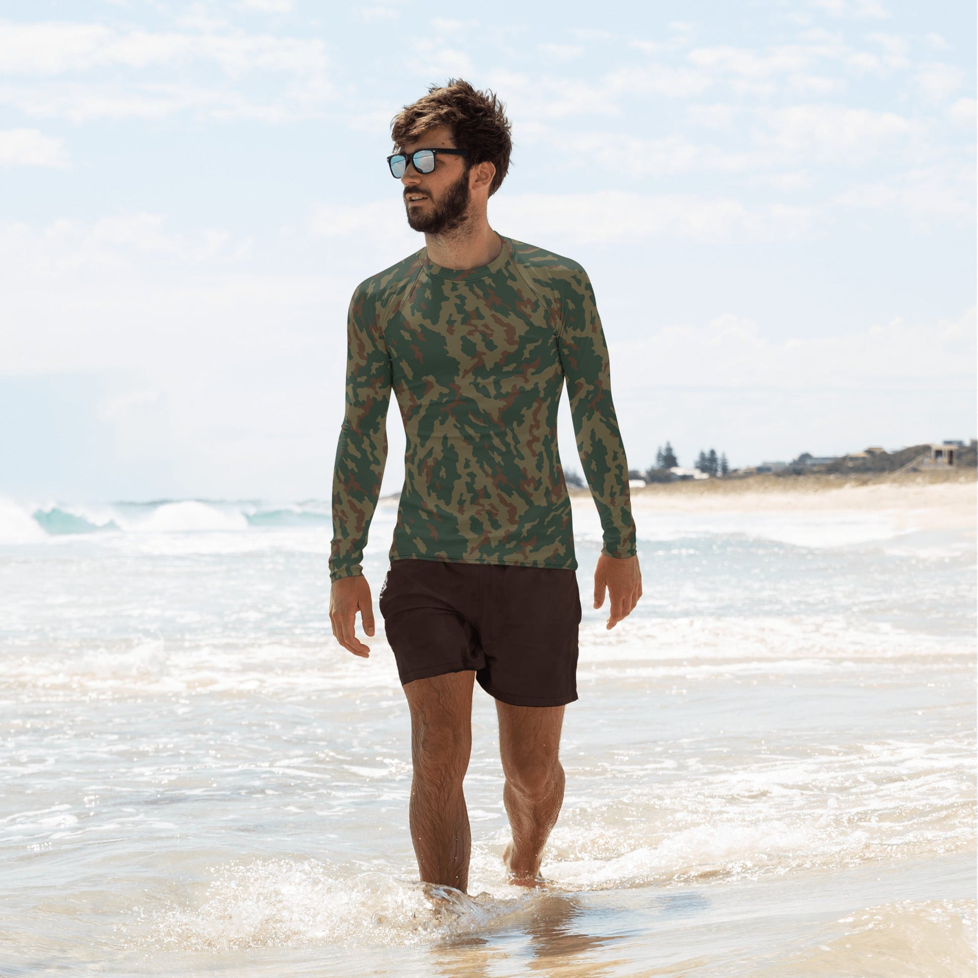 Russian Barvikha Mountain CAMO Mens Long-Sleeve Rash Guard - XS