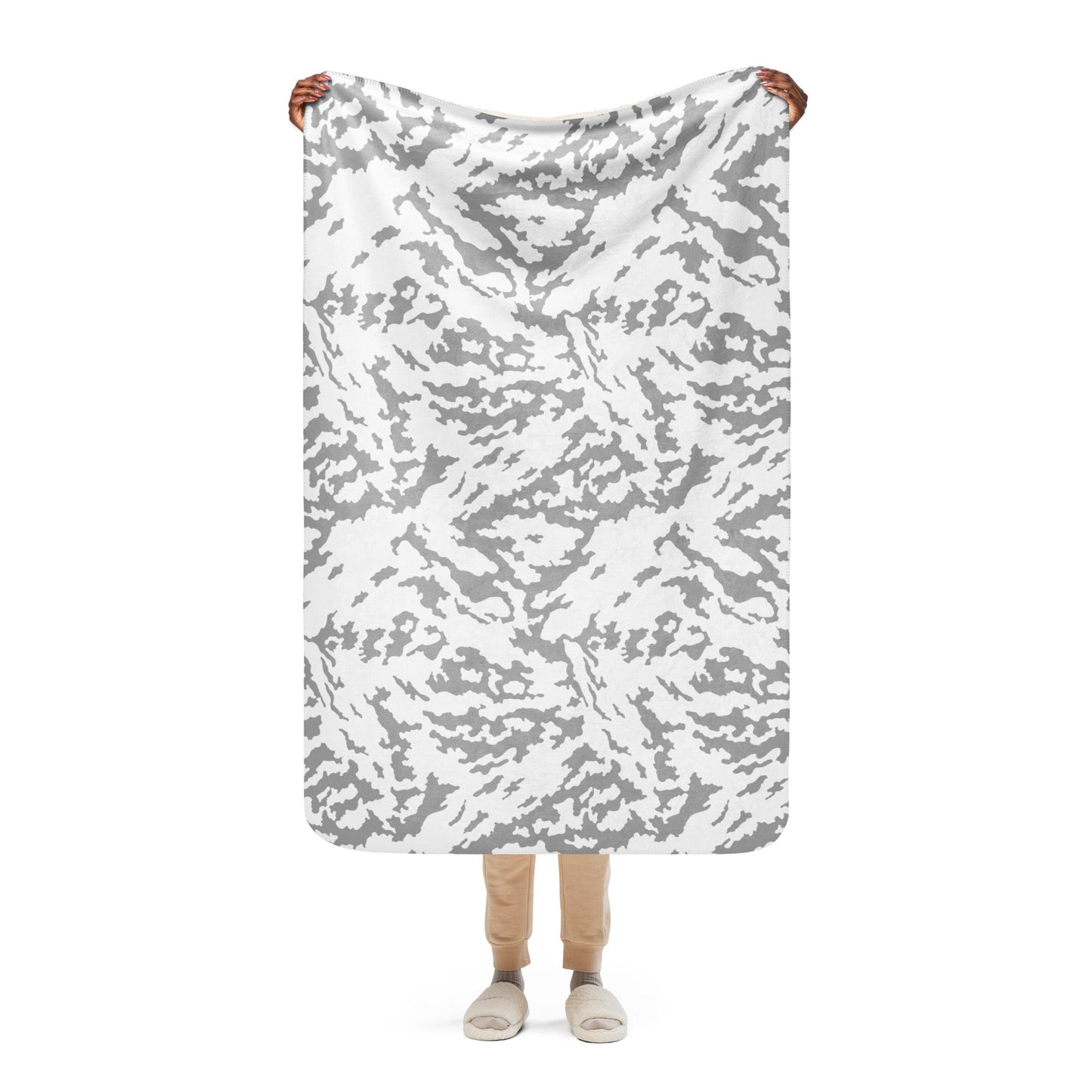 Russian Barvikha Red Dawn Snow Movie CAMO Sherpa blanket - 37″×57″ - Blankets