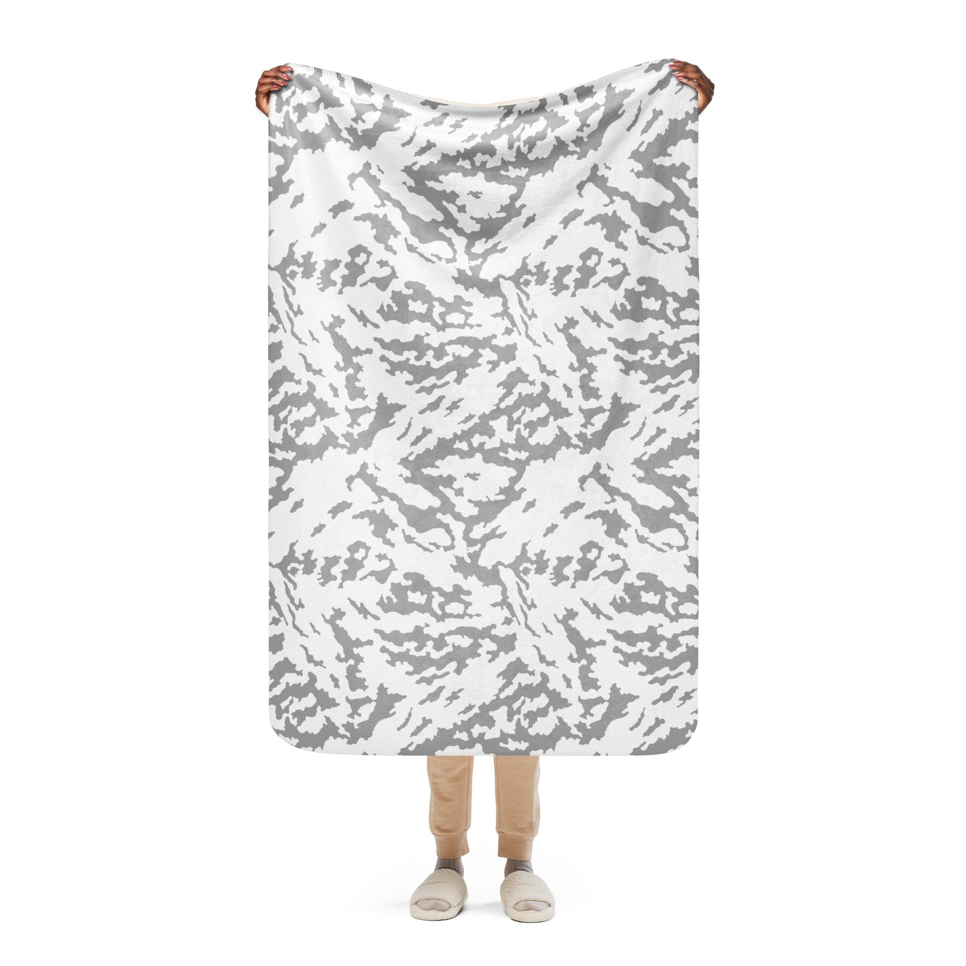 Russian Barvikha Red Dawn Snow Movie CAMO Sherpa blanket - 37″×57″ - Blankets