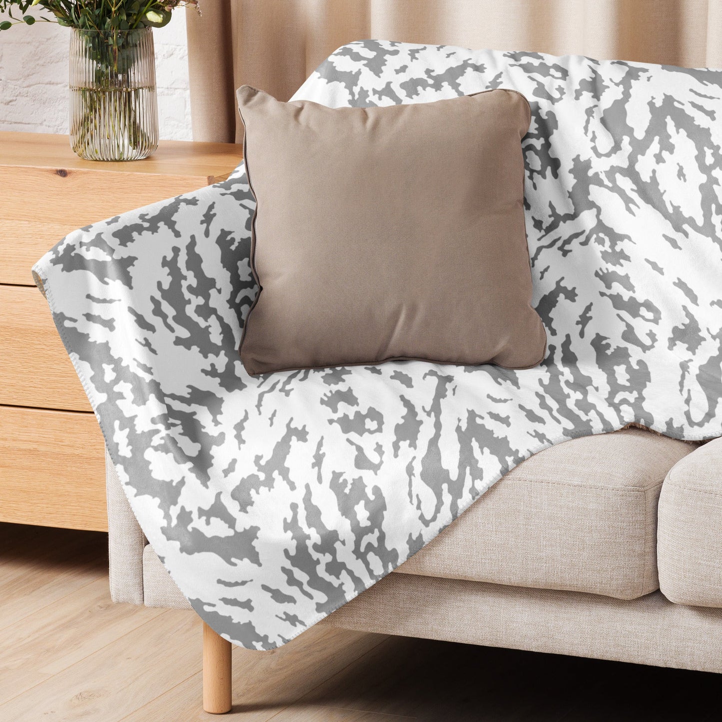 Russian Barvikha Red Dawn Snow Movie CAMO Sherpa blanket - Blankets