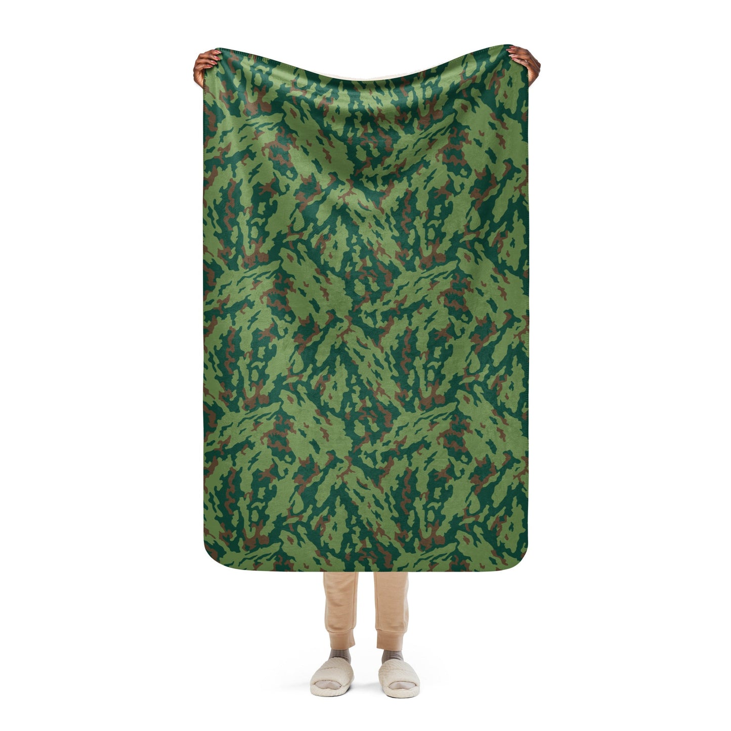 Russian Barvikha Spring CAMO Sherpa blanket - 37″×57″ - Blankets