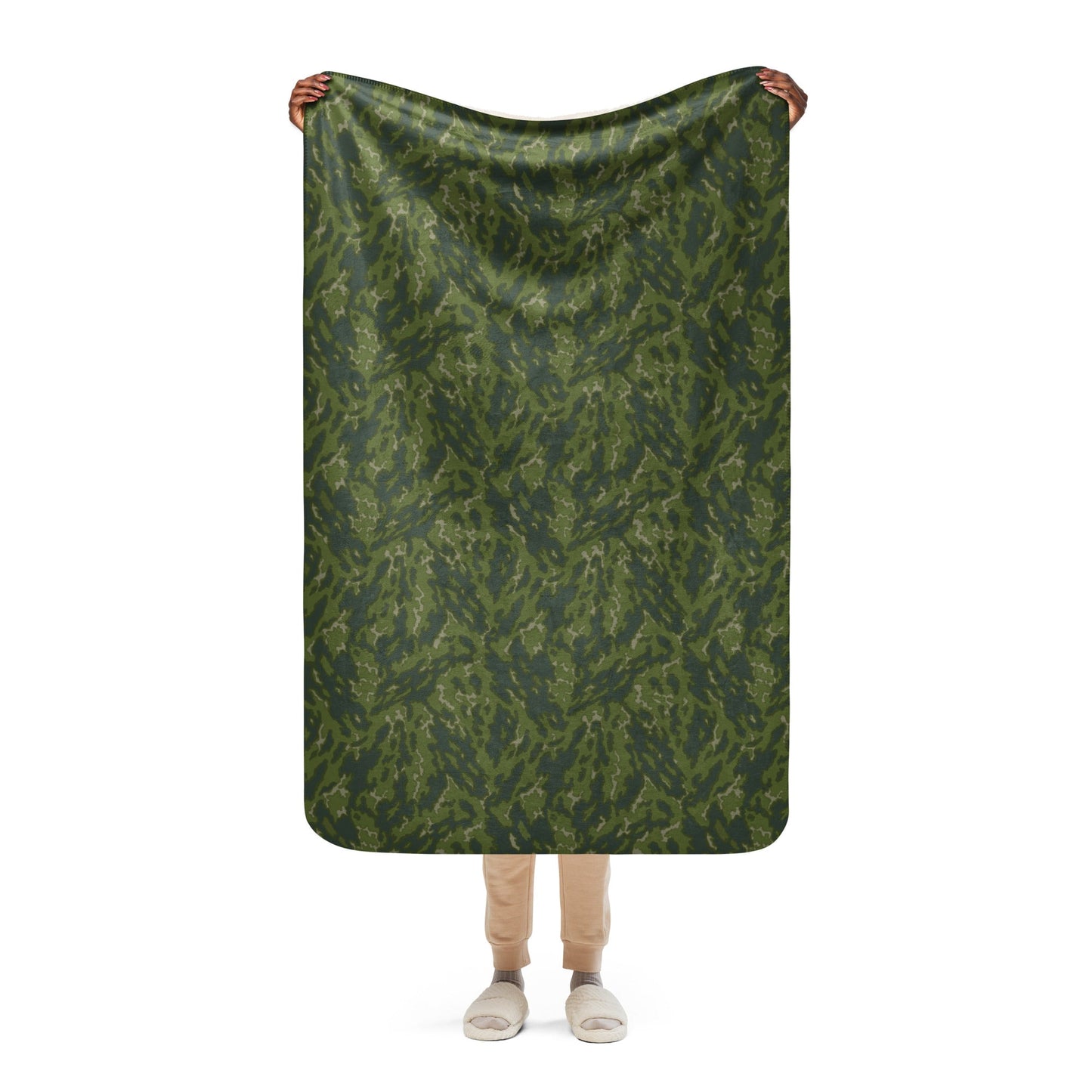 Russian Barvikha Woodland CAMO Sherpa blanket - 37″×57″ - Blankets