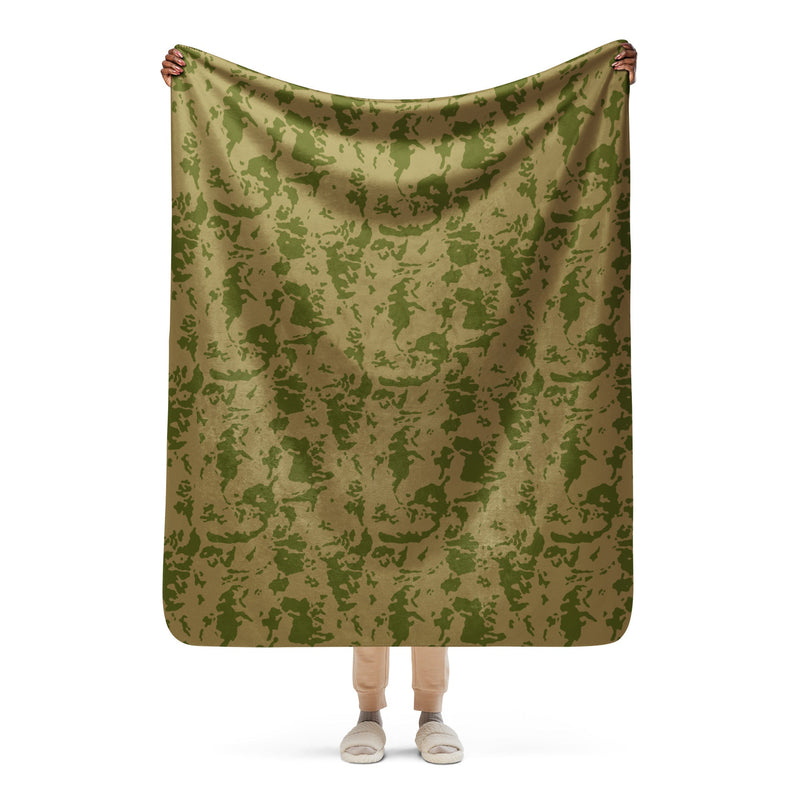 Bicolor Steppe Russian CAMO Sherpa Blanket - 50″×60″