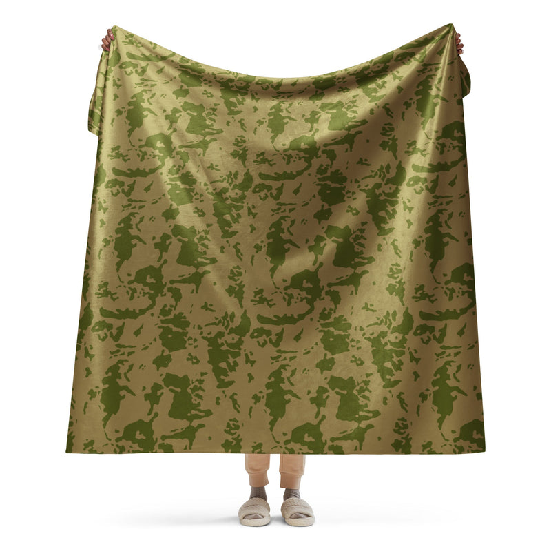Bicolor Steppe Russian CAMO Sherpa Blanket - 60″×80″