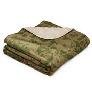 Bicolor Steppe Russian CAMO Sherpa Blanket
