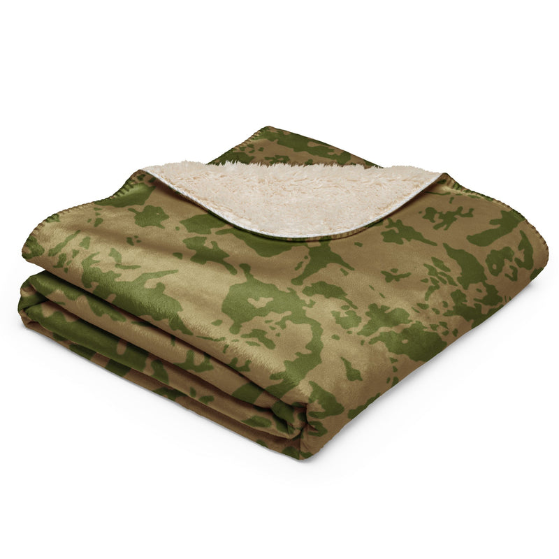Bicolor Steppe Russian CAMO Sherpa Blanket