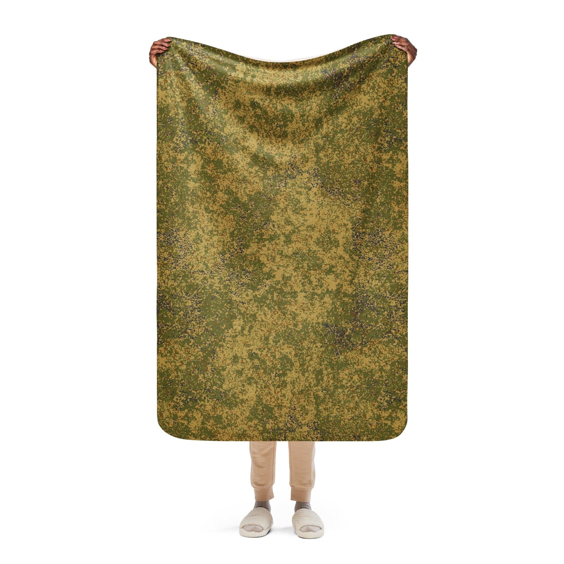 Russian Digital EMR Arid CAMO Sherpa blanket - 37″×57″ - Blankets