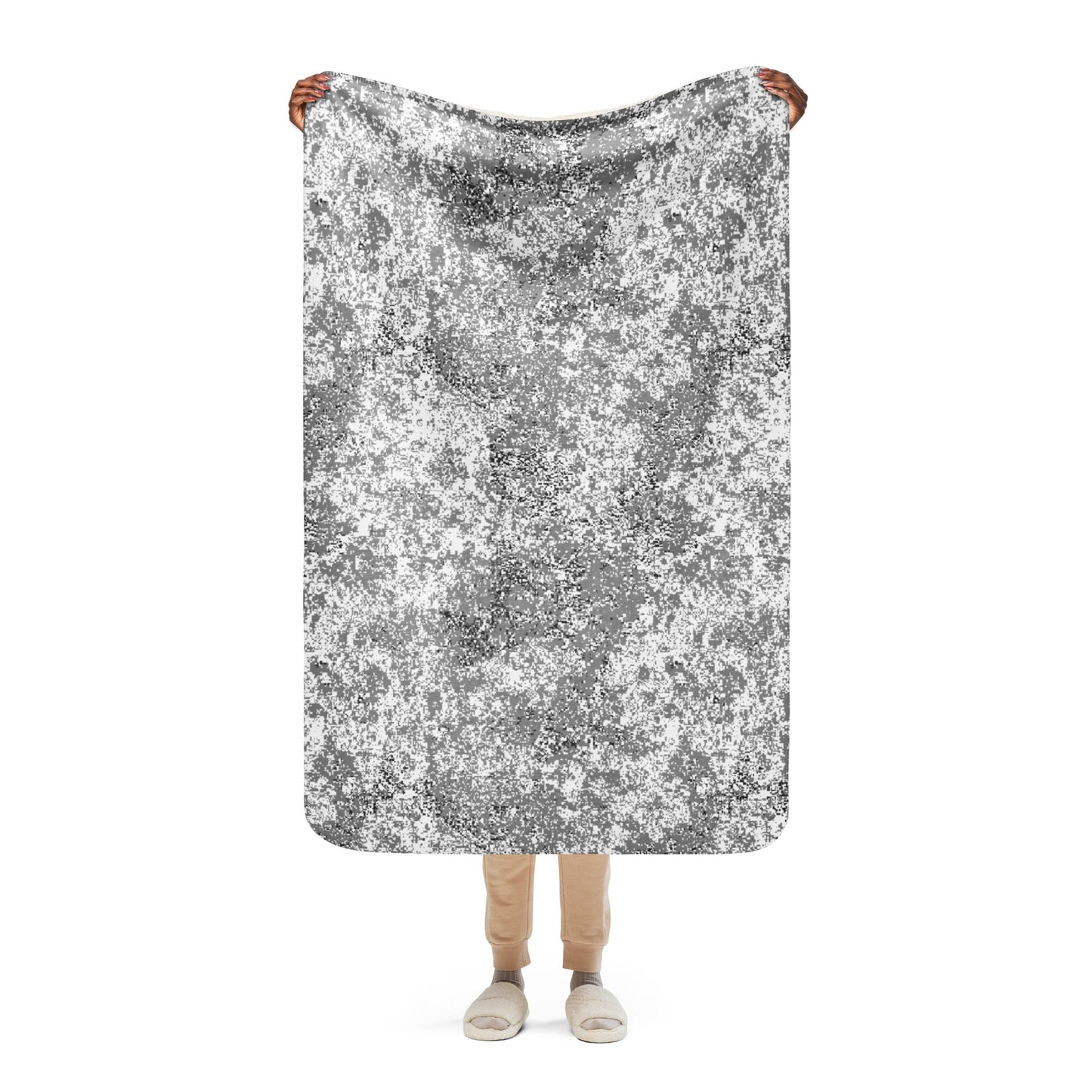 Russian Digital EMR Snow CAMO Sherpa blanket - 37″×57″ - Blankets