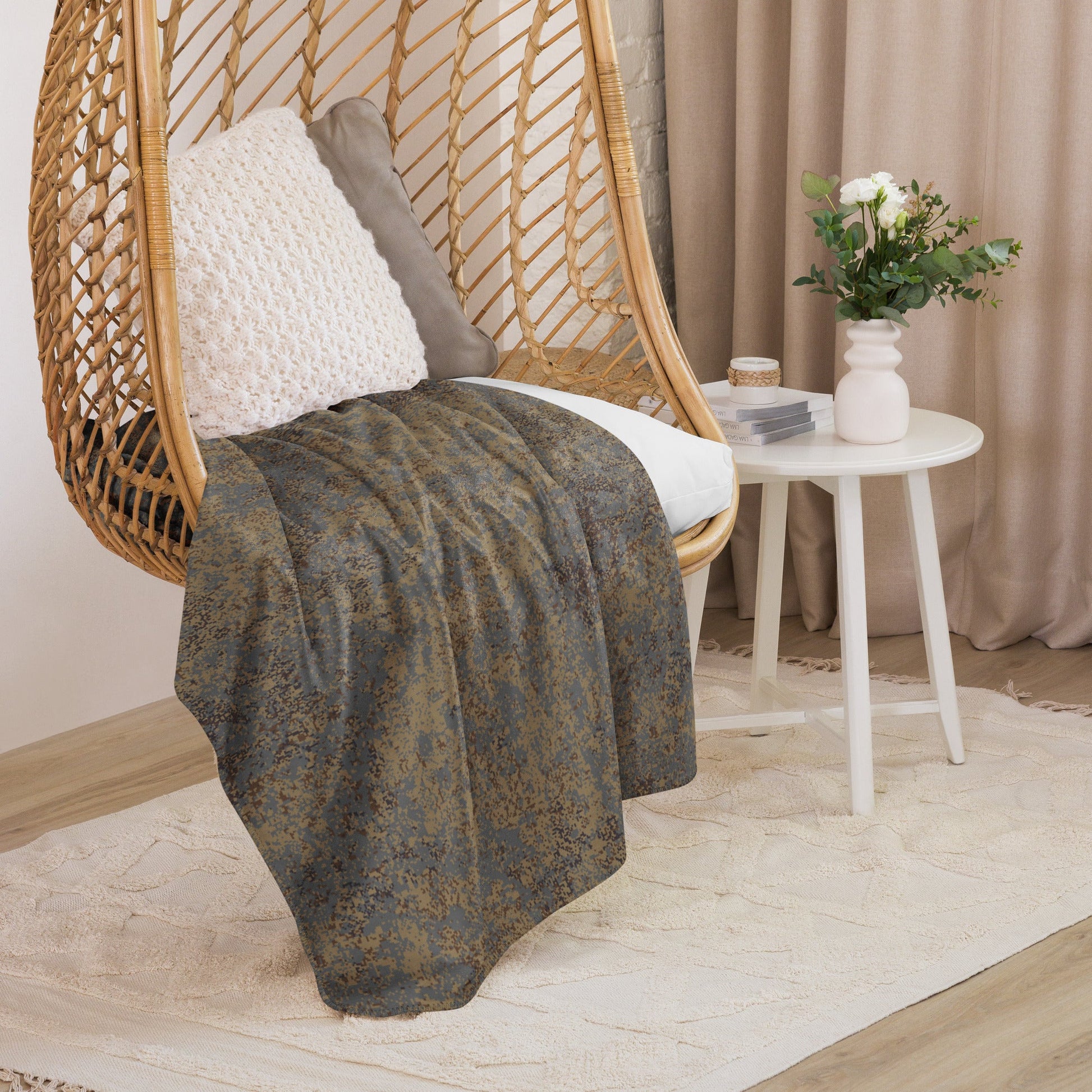 Russian Digital EMR Winter Grey CAMO Sherpa Blanket