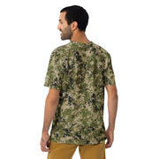 Digital Spectre Steppe Russian CAMO Mens T-Shirt