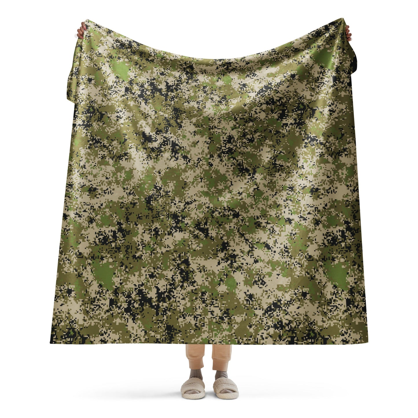 Russian Digital Spectre SKVO CAMO Sherpa Blanket - 60″×80″
