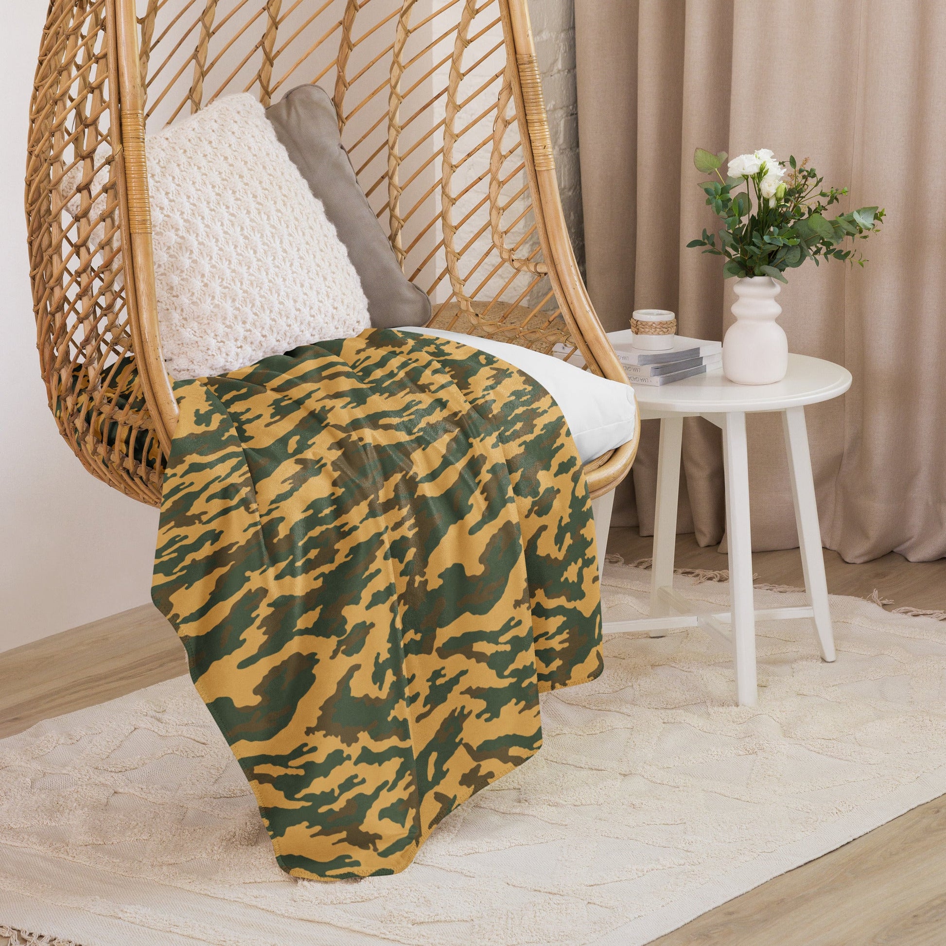 Russian Flora VSR-98 Mountain CAMO Sherpa blanket - Blanket