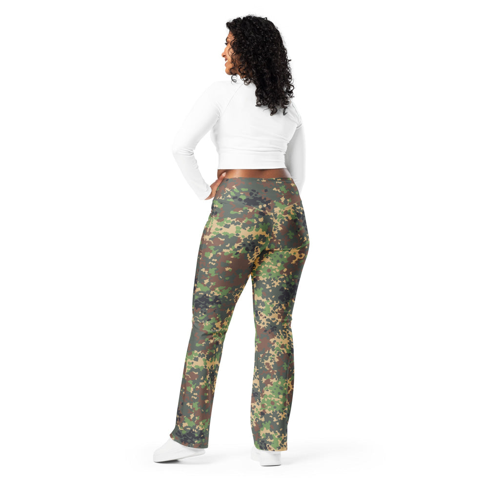 Russian Fracture (IZLOM) Woodland CAMO Flare leggings - Womens Leggings