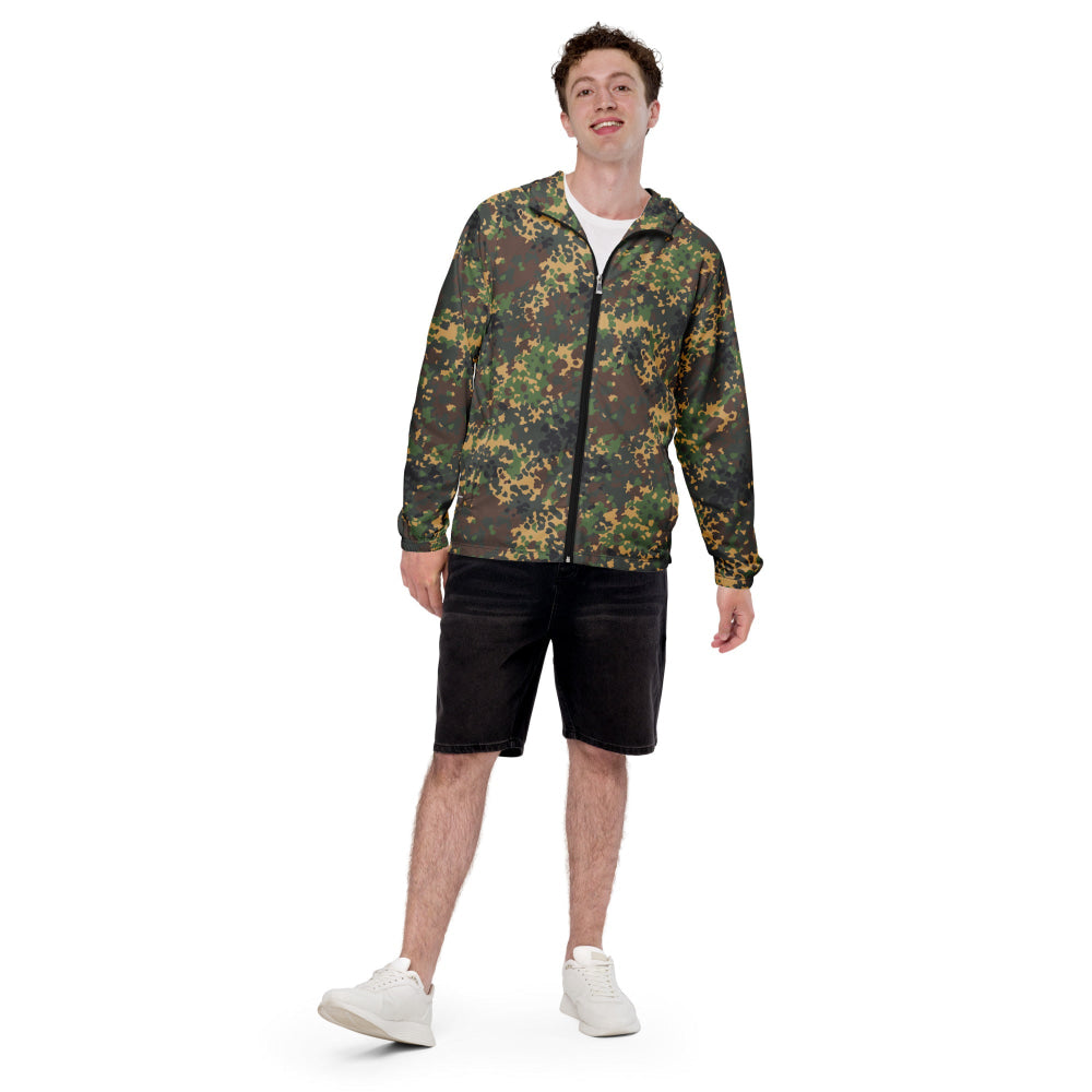 Russian Fracture (IZLOM) Woodland CAMO Men’s windbreaker - Mens Windbreaker