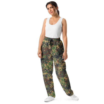 Russian Fracture (IZLOM) Woodland CAMO Wide-leg joggers - Unisex Joggers