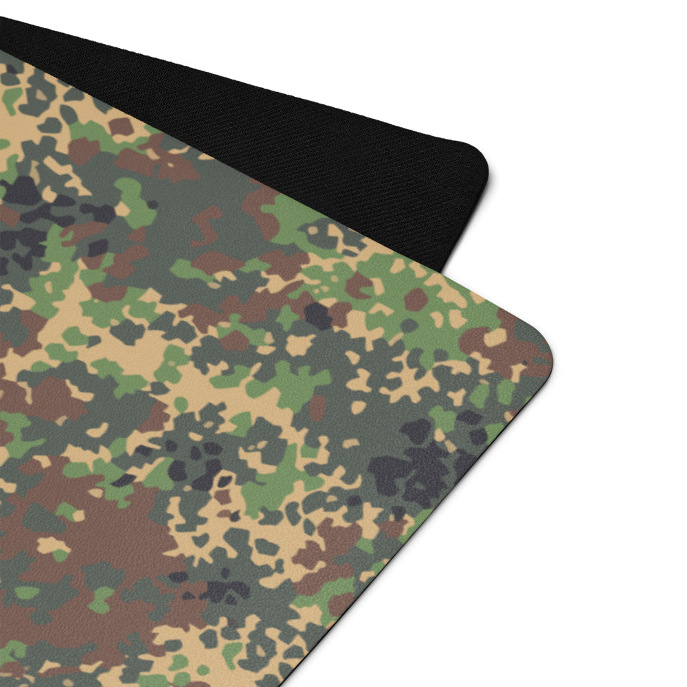 Russian Fracture (IZLOM) Woodland CAMO Yoga mat - Mat