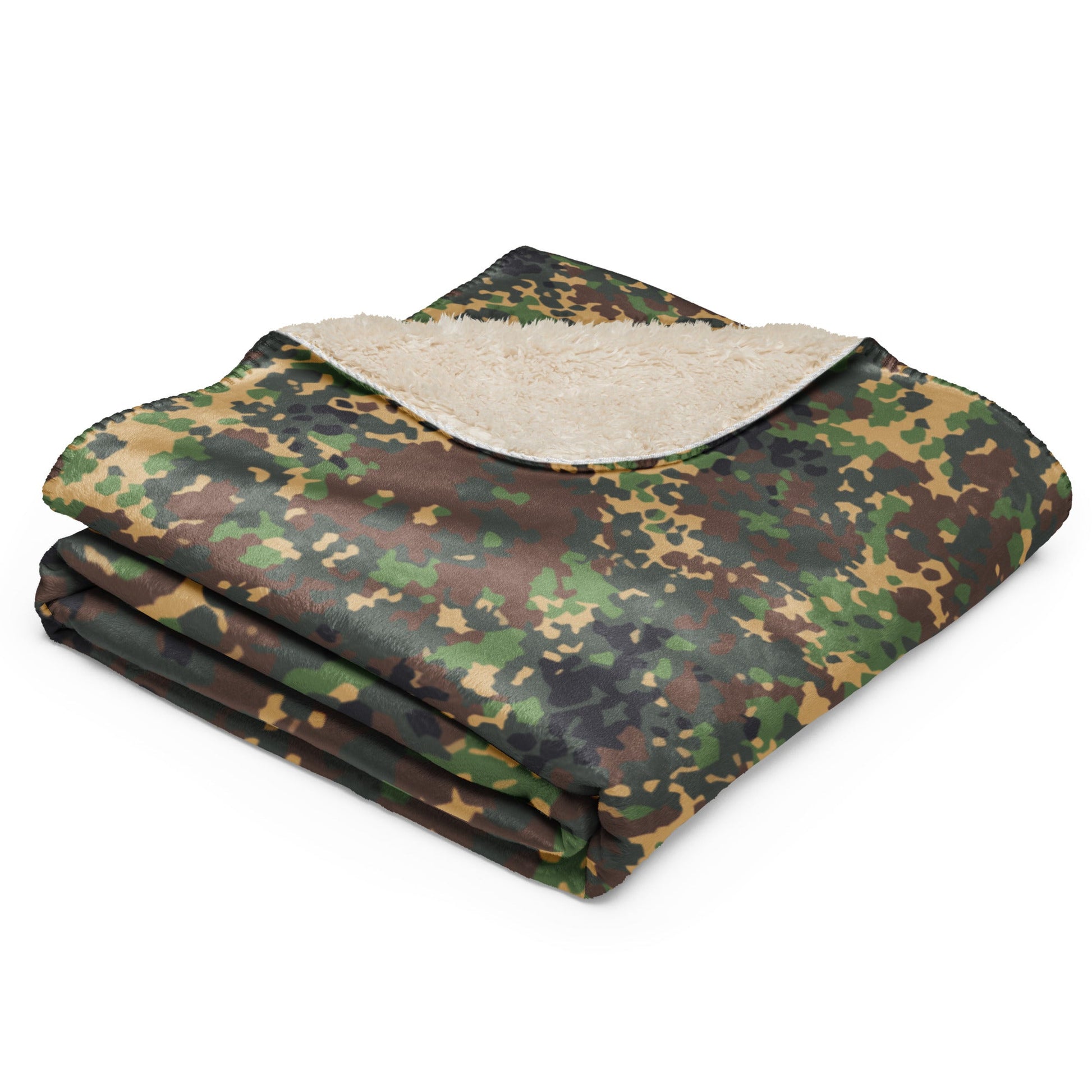 Russian IZLOM Fracture Woodland CAMO Sherpa Blanket