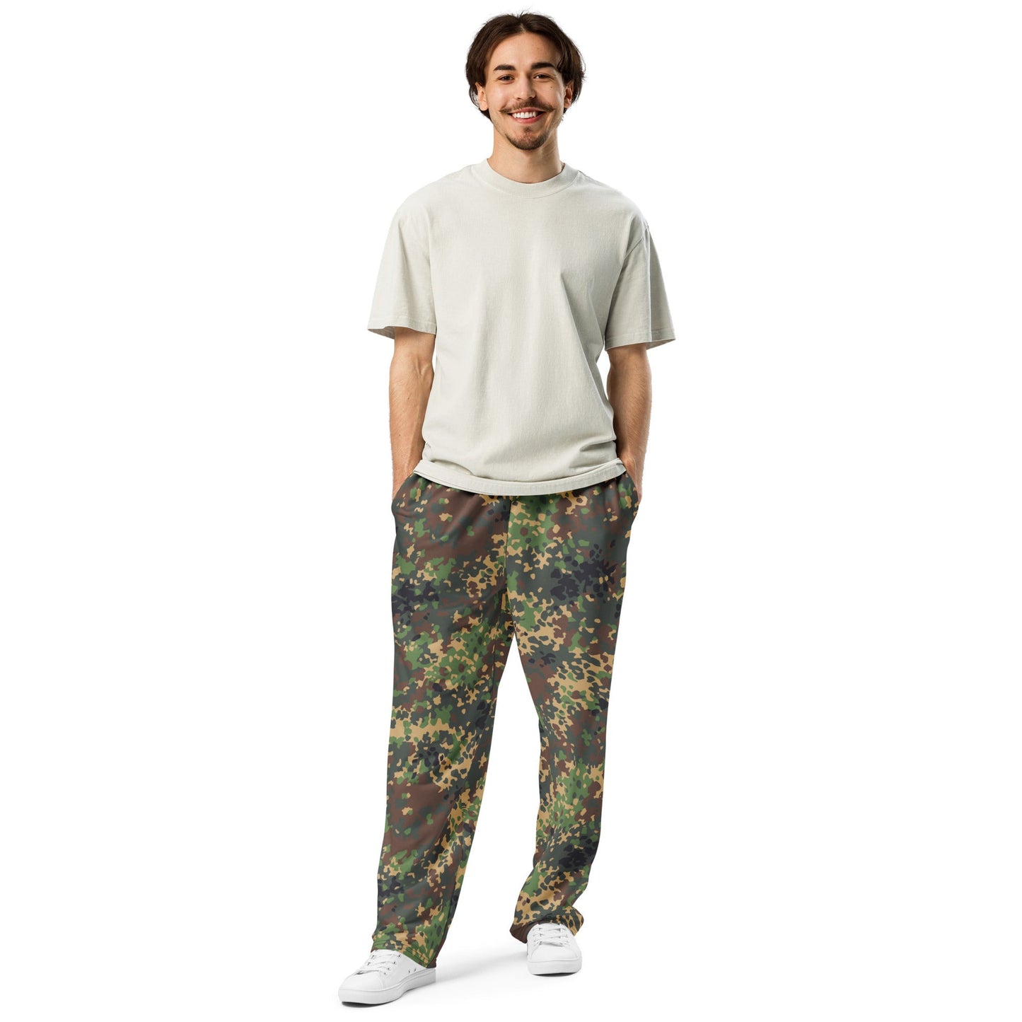 Russian IZLOM Fracture Woodland CAMO Unisex Wide-Leg Joggers