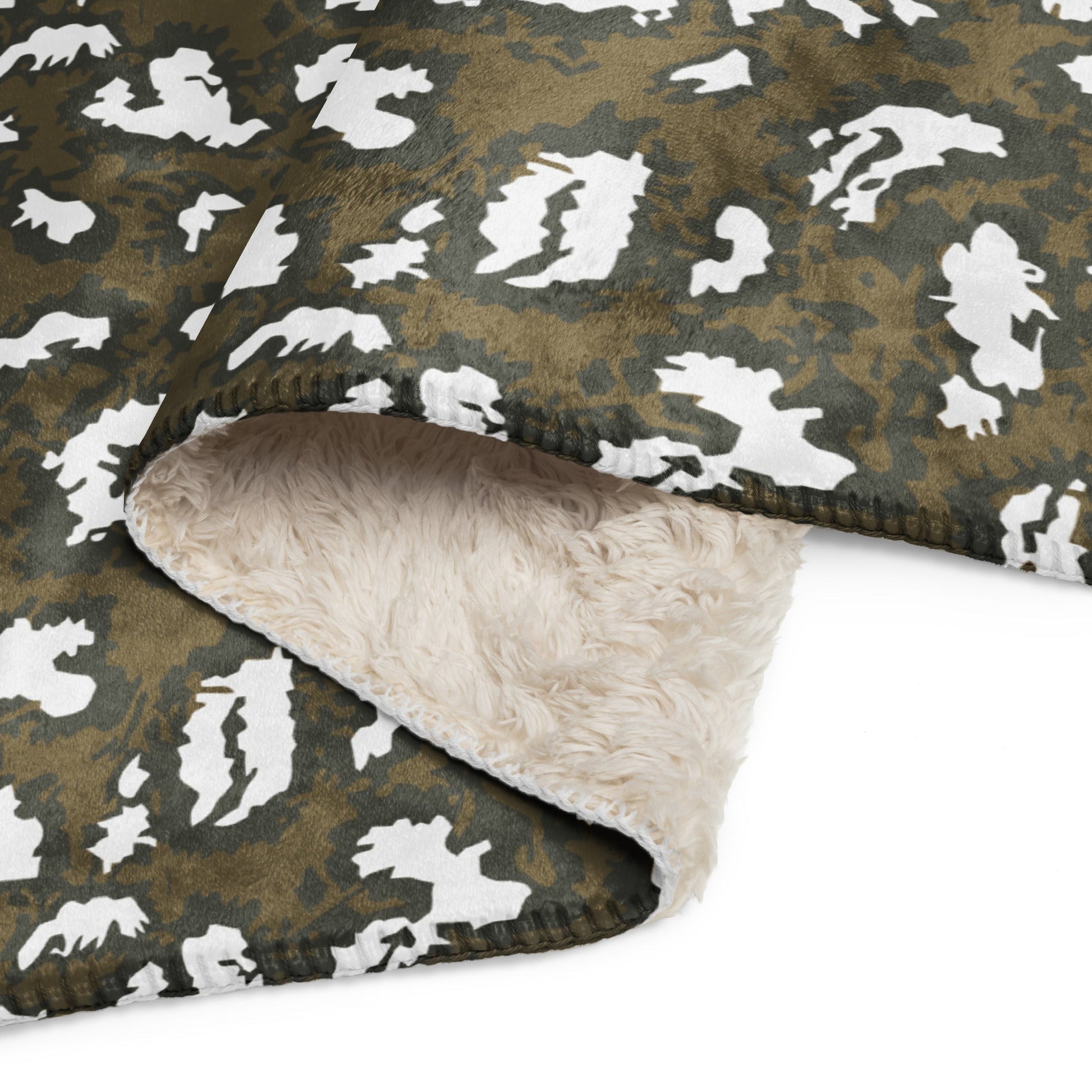 Russian KLMK Red Dawn BROWN Movie CAMO Sherpa blanket - Blankets