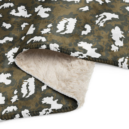 Russian KLMK Red Dawn BROWN Movie CAMO Sherpa blanket - Blankets