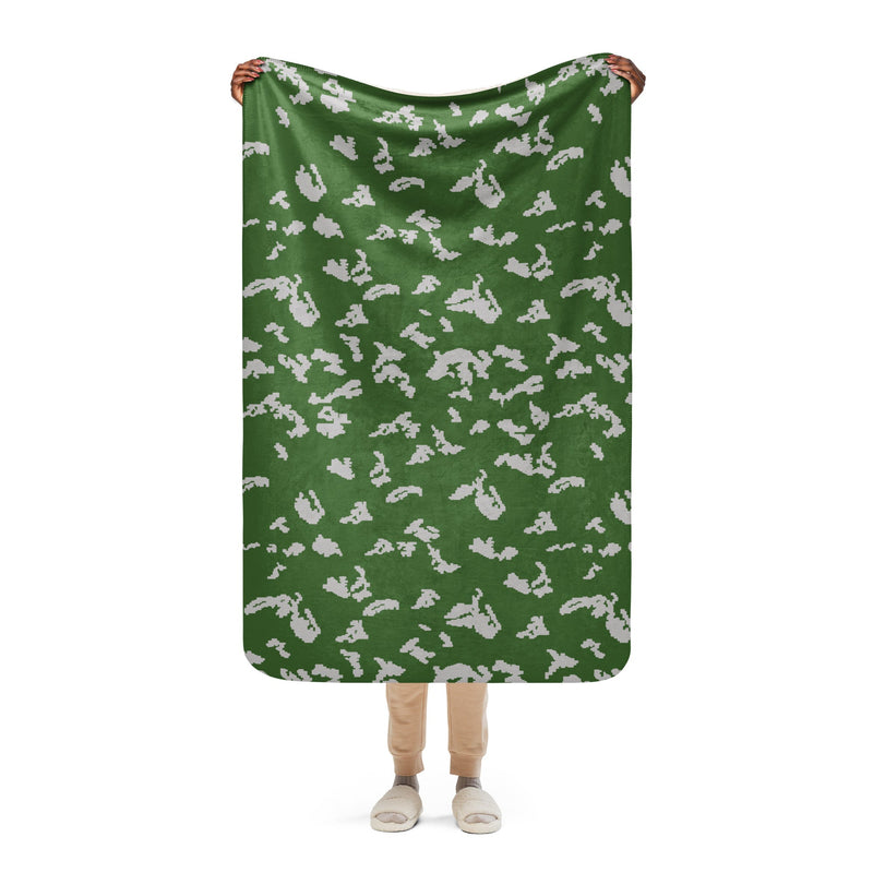KLMK Sunray Silver Leaf CAMO Sherpa Blanket - 37″×57″