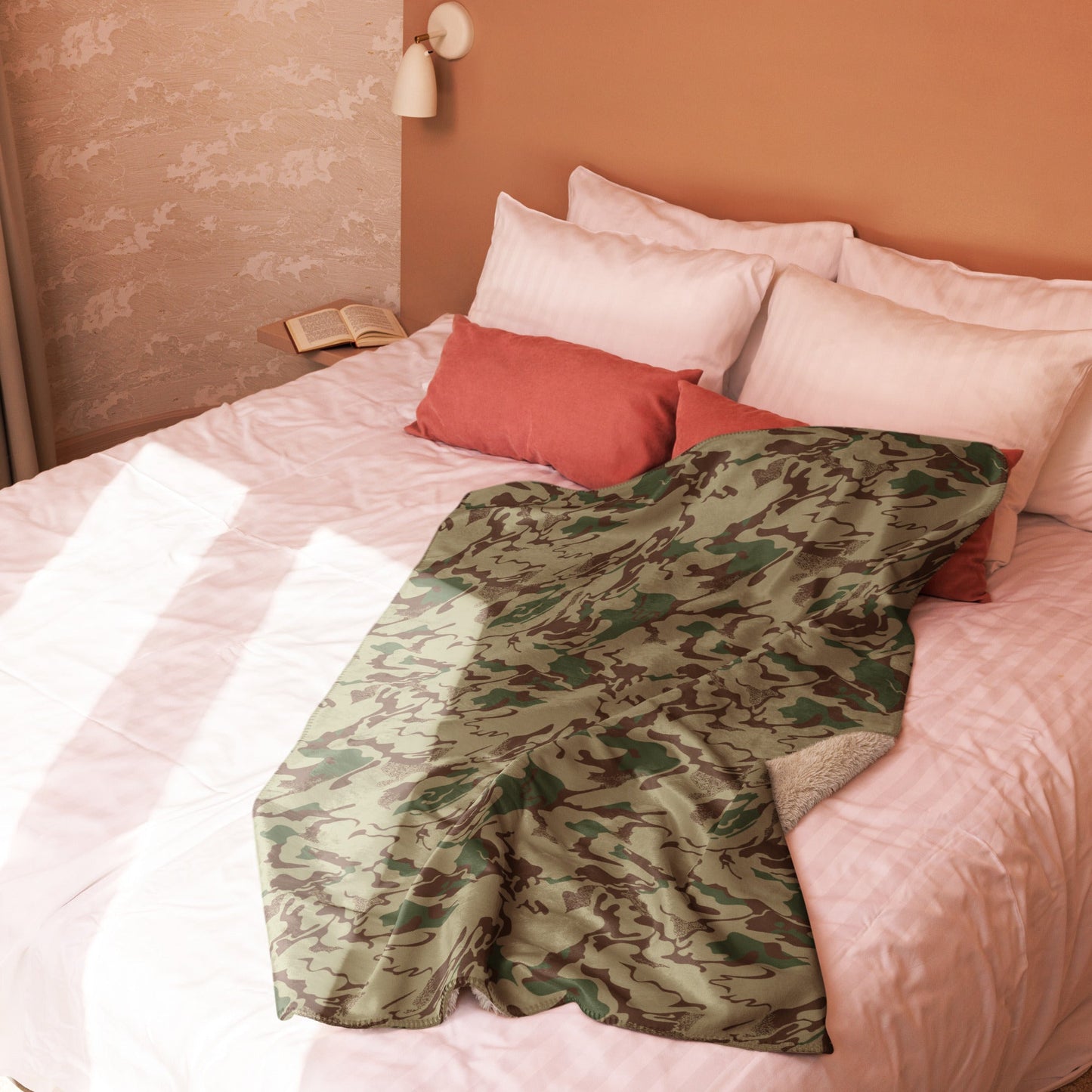 Russian Marble Mountain CAMO Sherpa blanket - Blankets