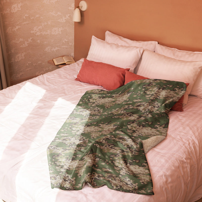 Partizan Multi-Terrain CAMO Sherpa Blanket
