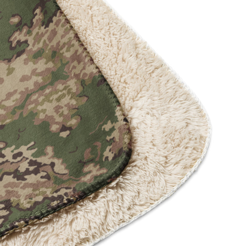Partizan Multi-Terrain CAMO Sherpa Blanket