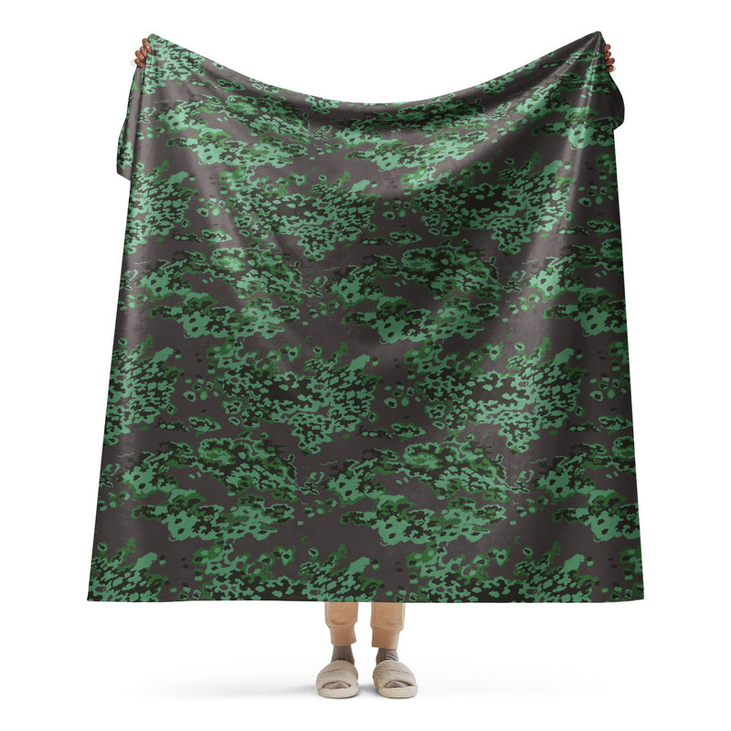 Partizan Spring CAMO Sherpa Blanket - 60″×80″