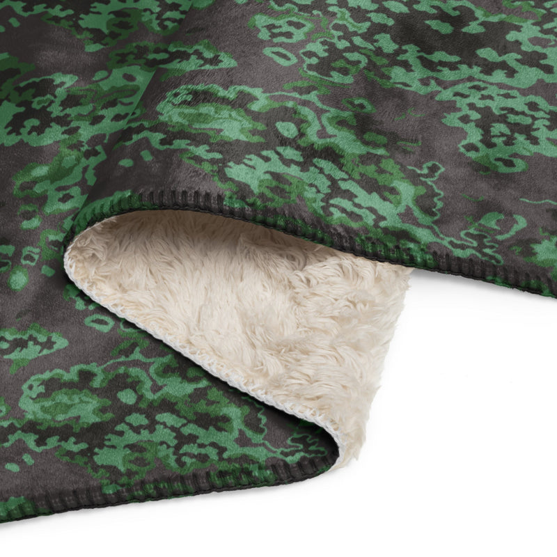 Partizan Spring CAMO Sherpa Blanket